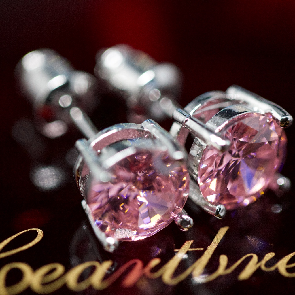 925s 14kt Gold Dipped Pink Topaz Studs 45$